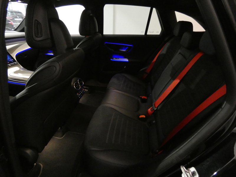 Image Mercedes-Benz GLC SUV GLC 300 de Hybrid EQ 4MATIC AMG Line  