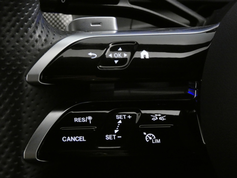 Image Mercedes-Benz GLC SUV GLC 300 de Hybrid EQ 4MATIC AMG Line  