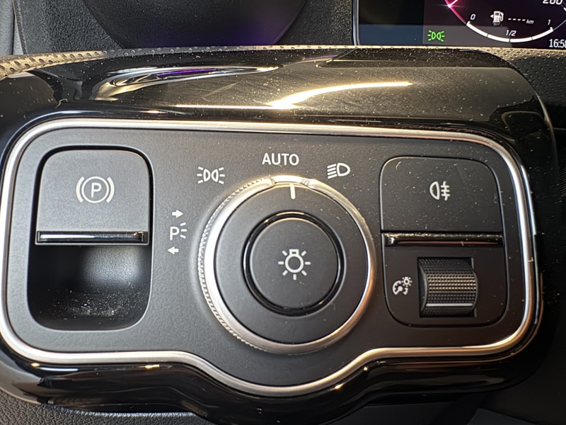 Image Mercedes-Benz CLASSE A 250 e Hybrid EQ AMG Line  