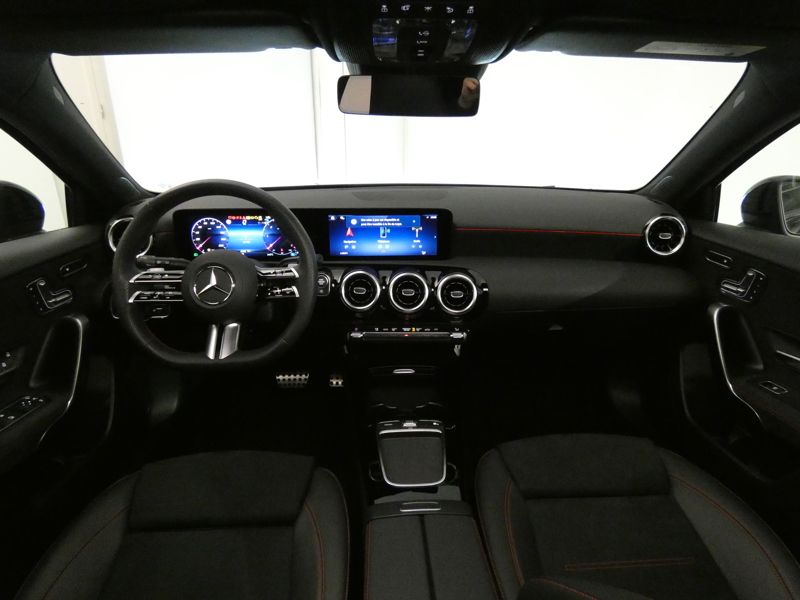 Image Mercedes-Benz CLASSE A 180 d AMG Line  