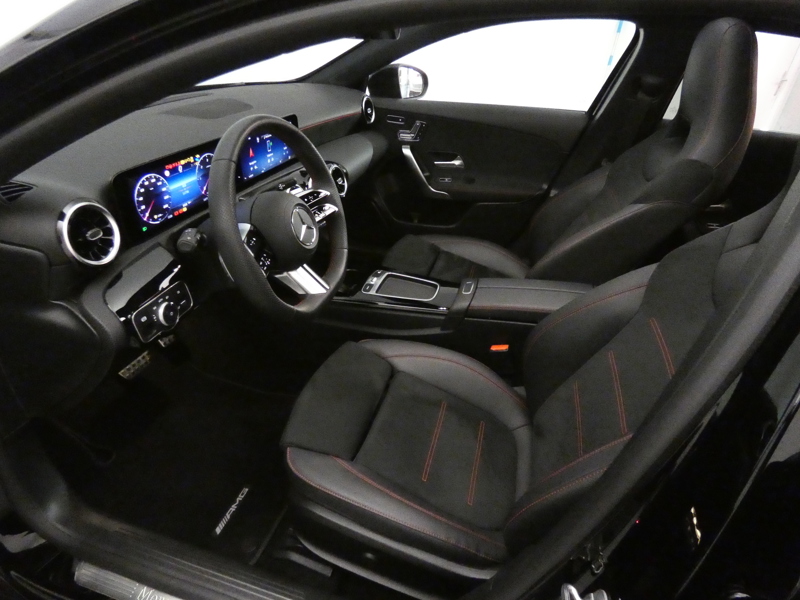 Image Mercedes-Benz CLASSE A 180 d AMG Line  