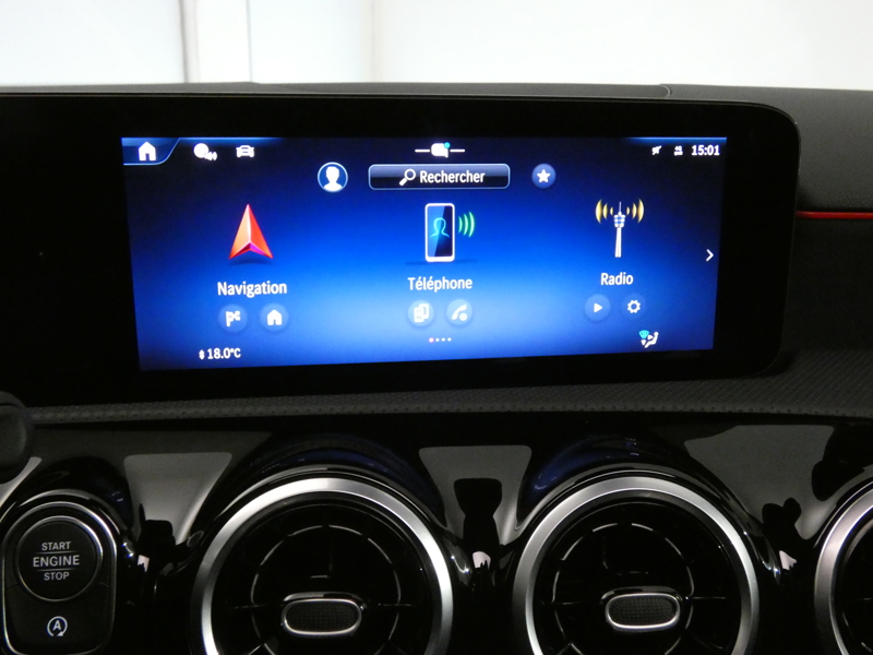 Image Mercedes-Benz CLASSE A 180 d AMG Line  