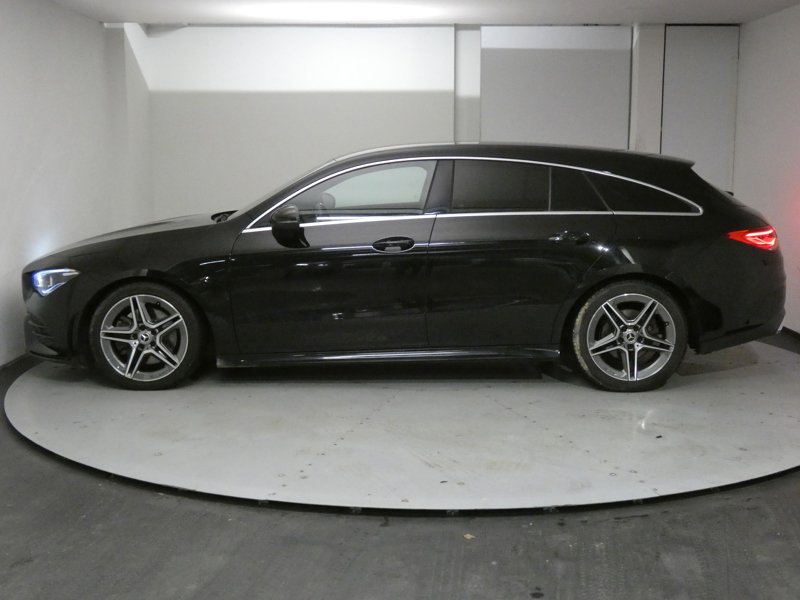 Image Mercedes-Benz CLA SHOOTING BRAKE CLA 200 Shooting Brake AMG Line  