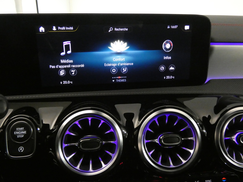 Image Mercedes-Benz CLA COUPÉ CLA 200 Coupé AMG Line  