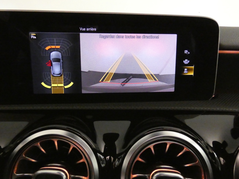 Image Mercedes-Benz CLASSE A 200 AMG Line  