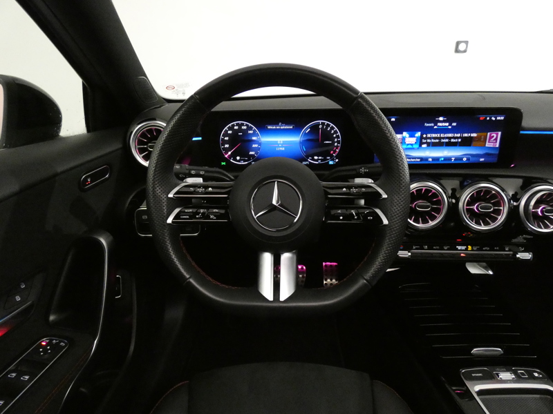 Image Mercedes-Benz CLASSE A 250 e Hybrid EQ AMG Line  