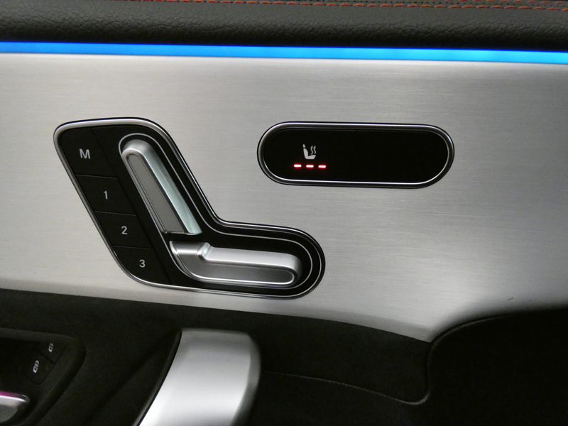 Image Mercedes-Benz CLA COUPÉ CLA 250 e Hybrid EQ Coupé AMG Line  