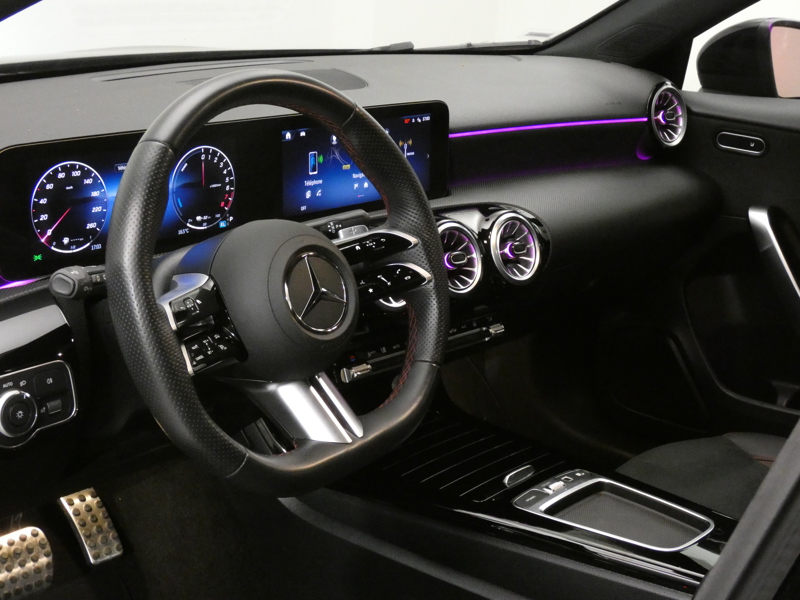 Image Mercedes-Benz CLASSE A 250 e Hybrid EQ AMG Line  