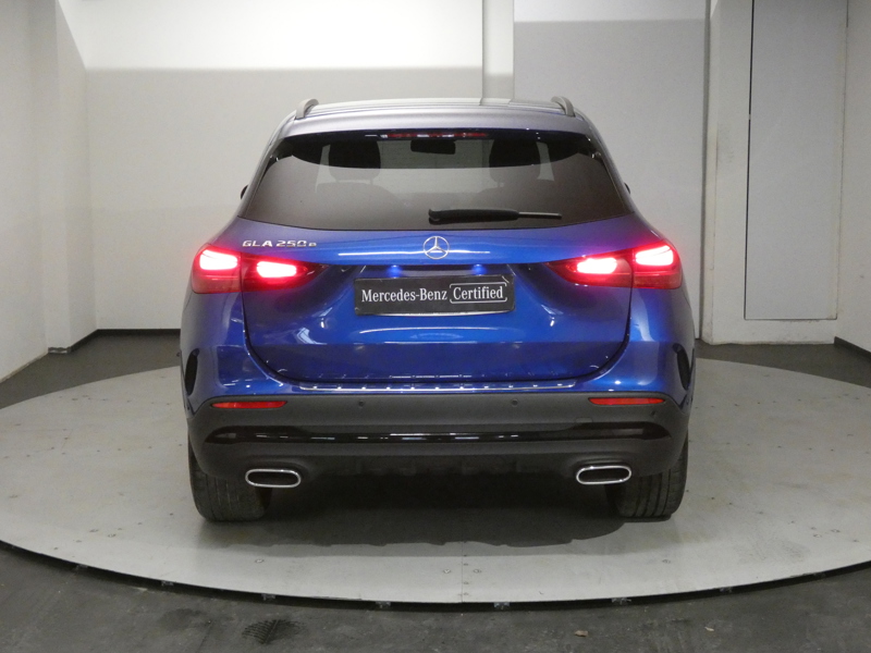 Image Mercedes-Benz GLA 250 e Hybrid EQ AMG Line  