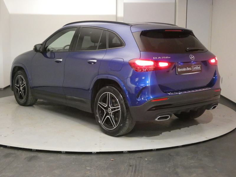 Image Mercedes-Benz GLA 250 e Hybrid EQ AMG Line  