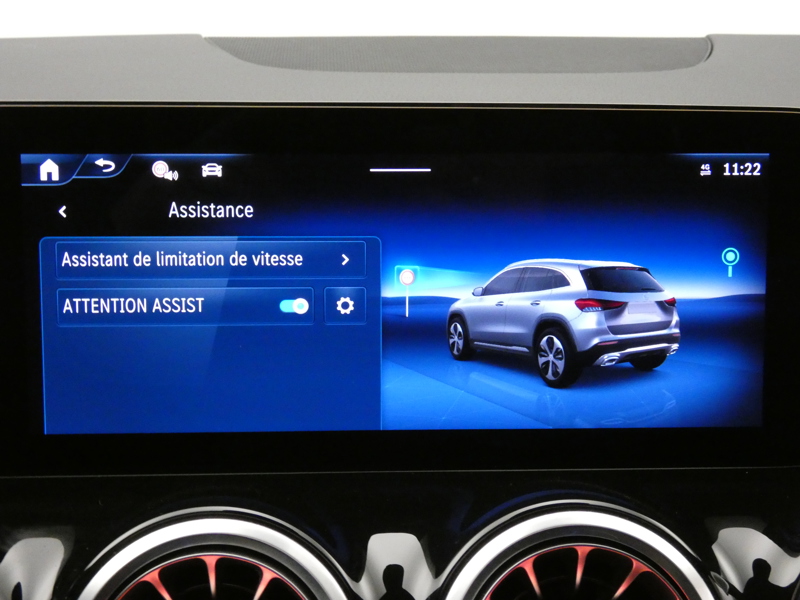 Image Mercedes-Benz GLA 250 e Hybrid EQ AMG Line  