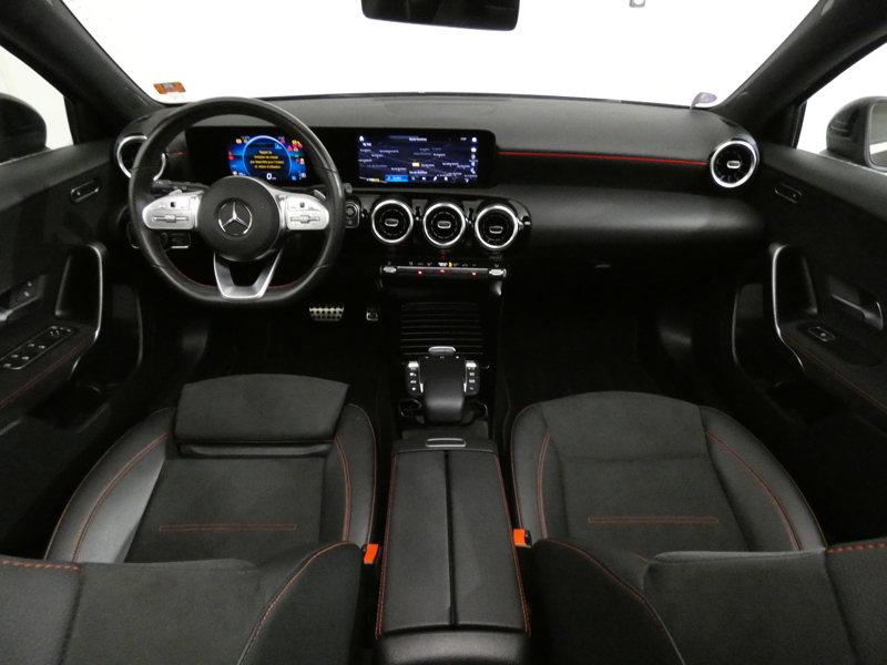 Image Mercedes-Benz CLASSE A 180 AMG Line  