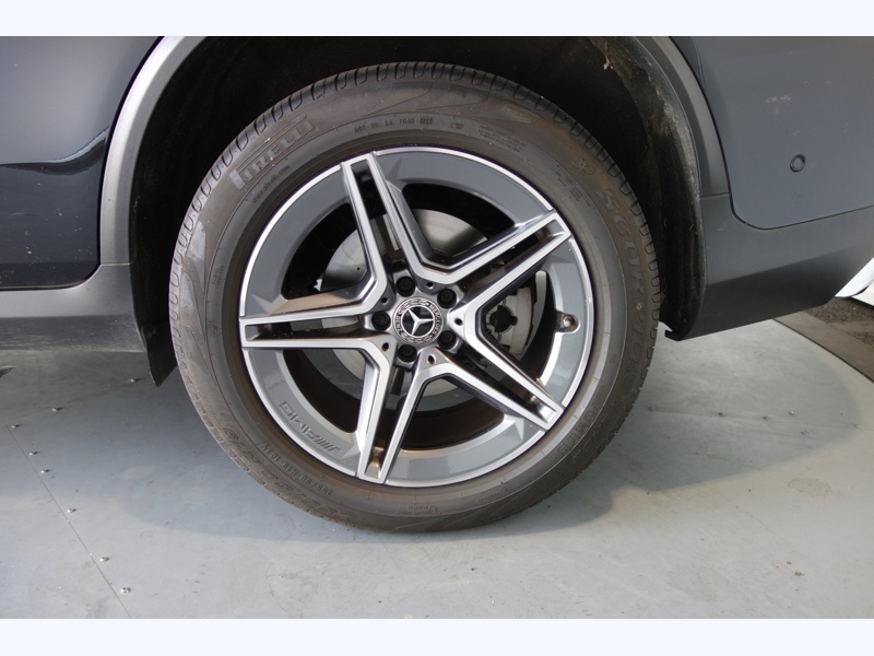 Image Mercedes-Benz GLC COUPÉ 300 de 4Matic AMG Line 2.0 306 ch 9G-TRONIC