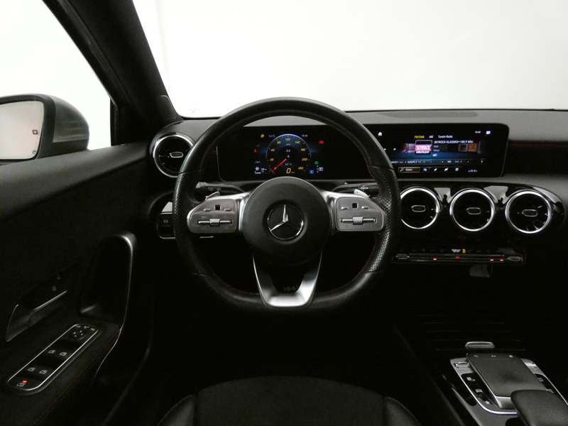 Image Mercedes-Benz CLASSE A 180 AMG Line  