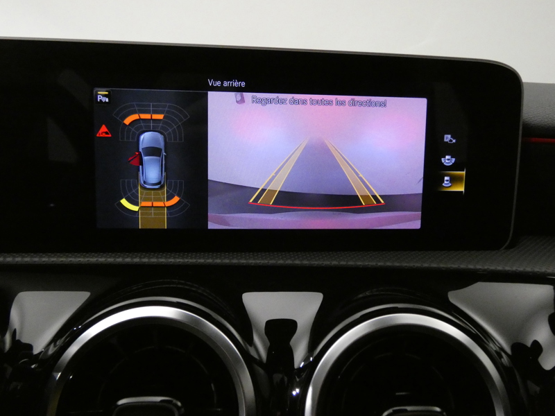 Image Mercedes-Benz CLASSE A 180 AMG Line  