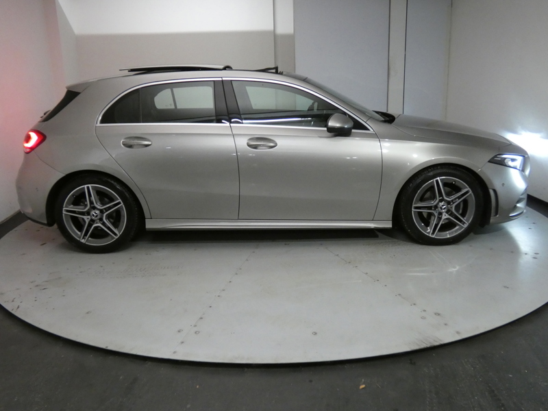 Image Mercedes-Benz CLASSE A 180 AMG Line  