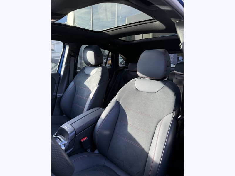 Image Mercedes-Benz GLA 250 e Hybrid EQ AMG Line  