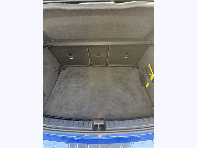 Image Mercedes-Benz GLA 250 e Hybrid EQ AMG Line  