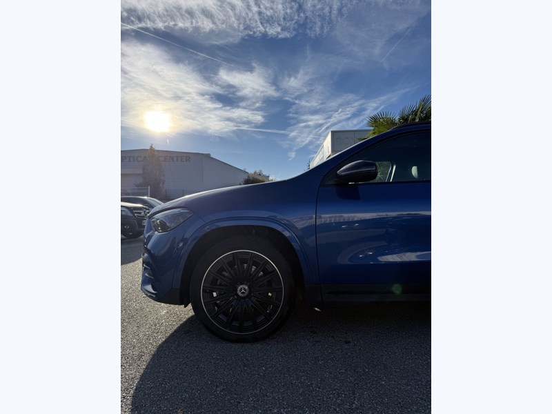 Image Mercedes-Benz GLA 250 e Hybrid EQ AMG Line  